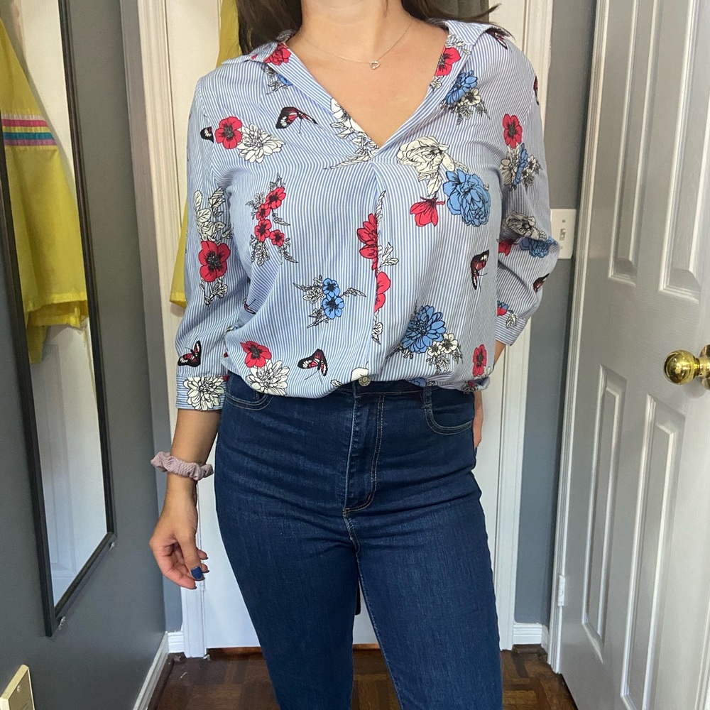 three quarter sleeved blouse